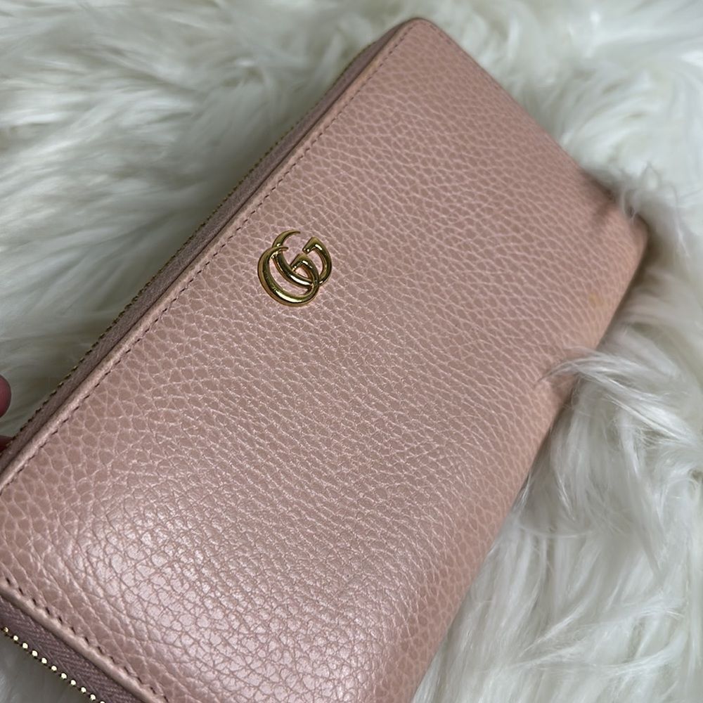 💯 Authentic Gucci GG Long Zipped Around Leather Wallet 🍀 - Picture 15 of 15